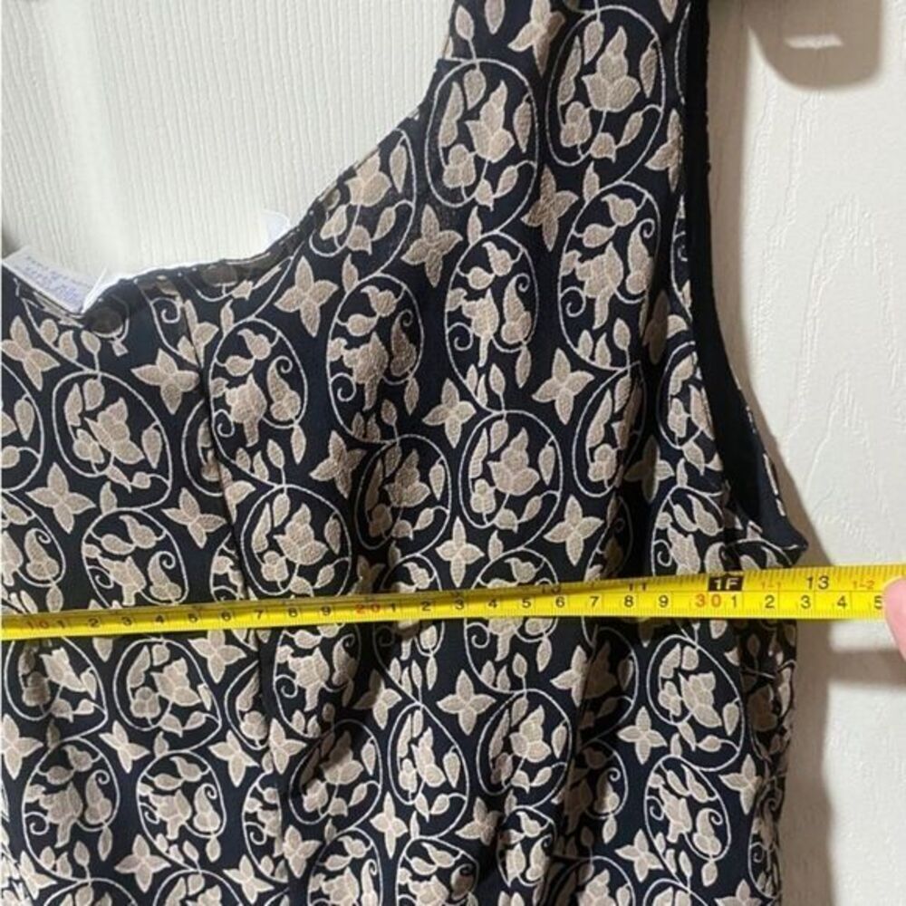 Women’s black and tan long sleeveless dress size small - Picture 4 of 6